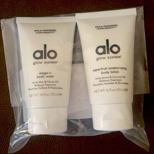 NWT Alo Yoga Glow System Bodywash and Lotion Duo